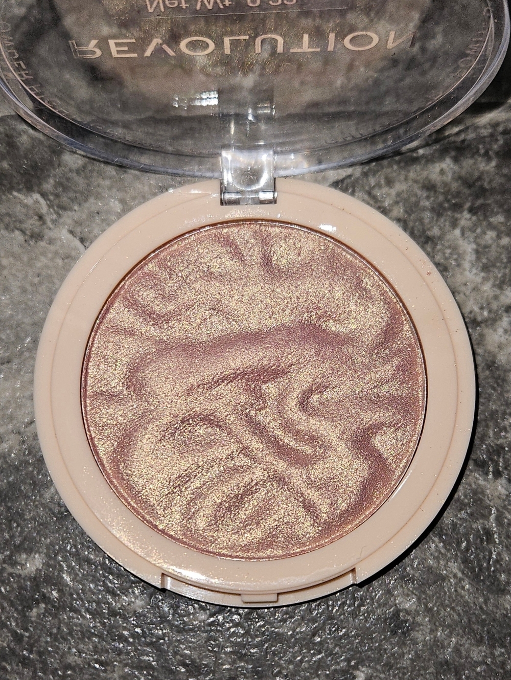 Translucent Powder, Bronzer, Blush & Highlighter Bundle - Picture 13 of 16